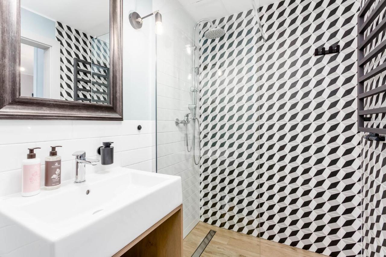 غدانسك Deo Plaza Apartments By Rent Like Home المظهر الخارجي الصورة