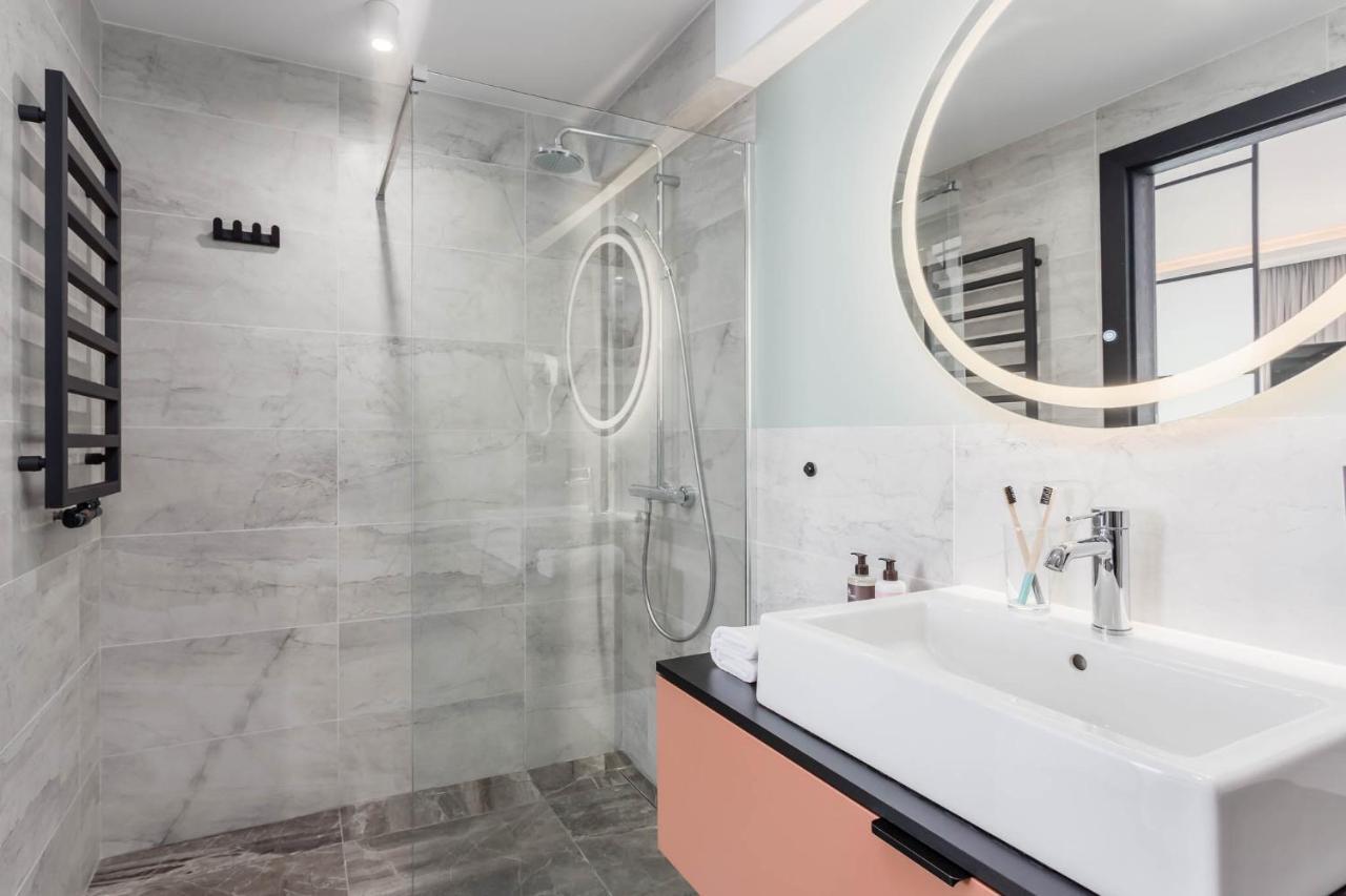 غدانسك Deo Plaza Apartments By Rent Like Home المظهر الخارجي الصورة